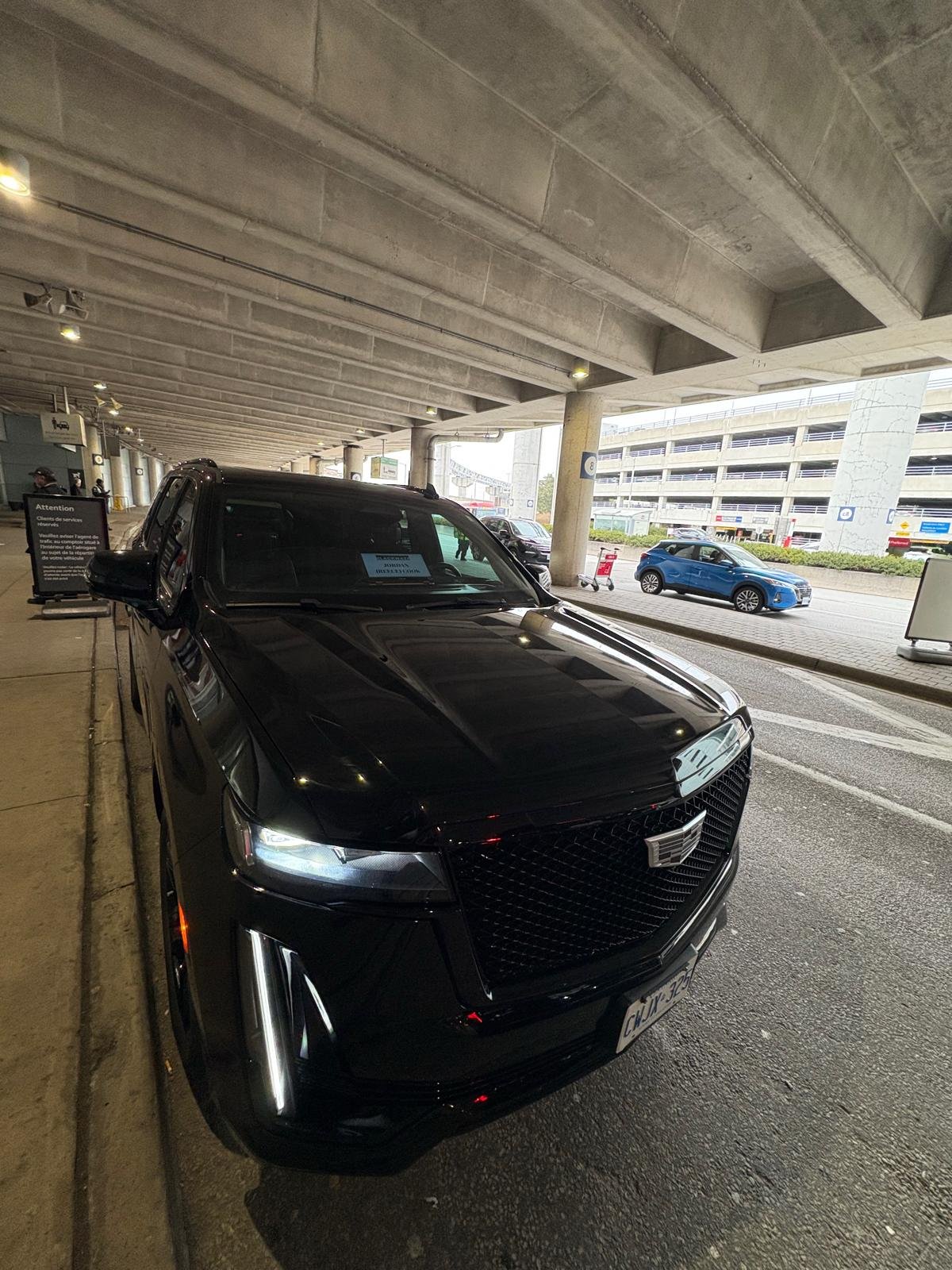 BLACKWAZE Limo at Toronto Pearson Airport