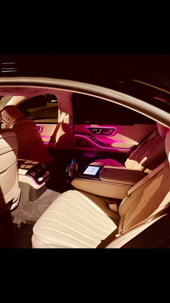 Professional Airport Chauffeur Service: Seamless Travel
